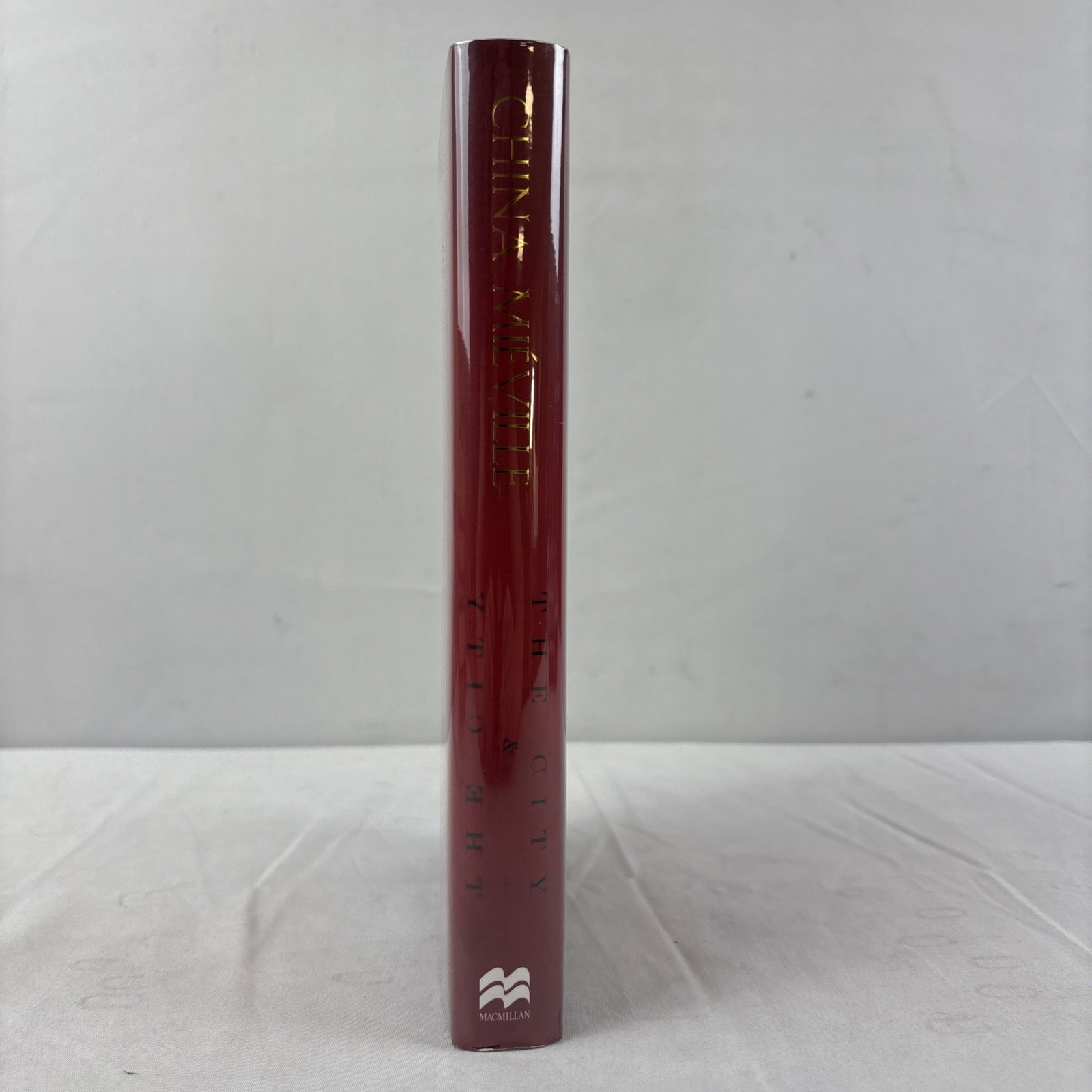 The City & The City By China Miéville First Edition First Print Hardcover