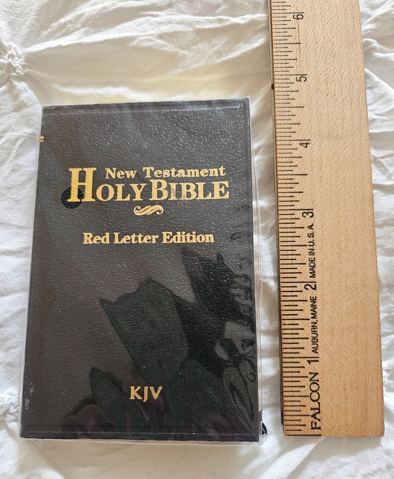 New The Holy Bible King James Version KJV Pocket Size Mini Glided New Testament