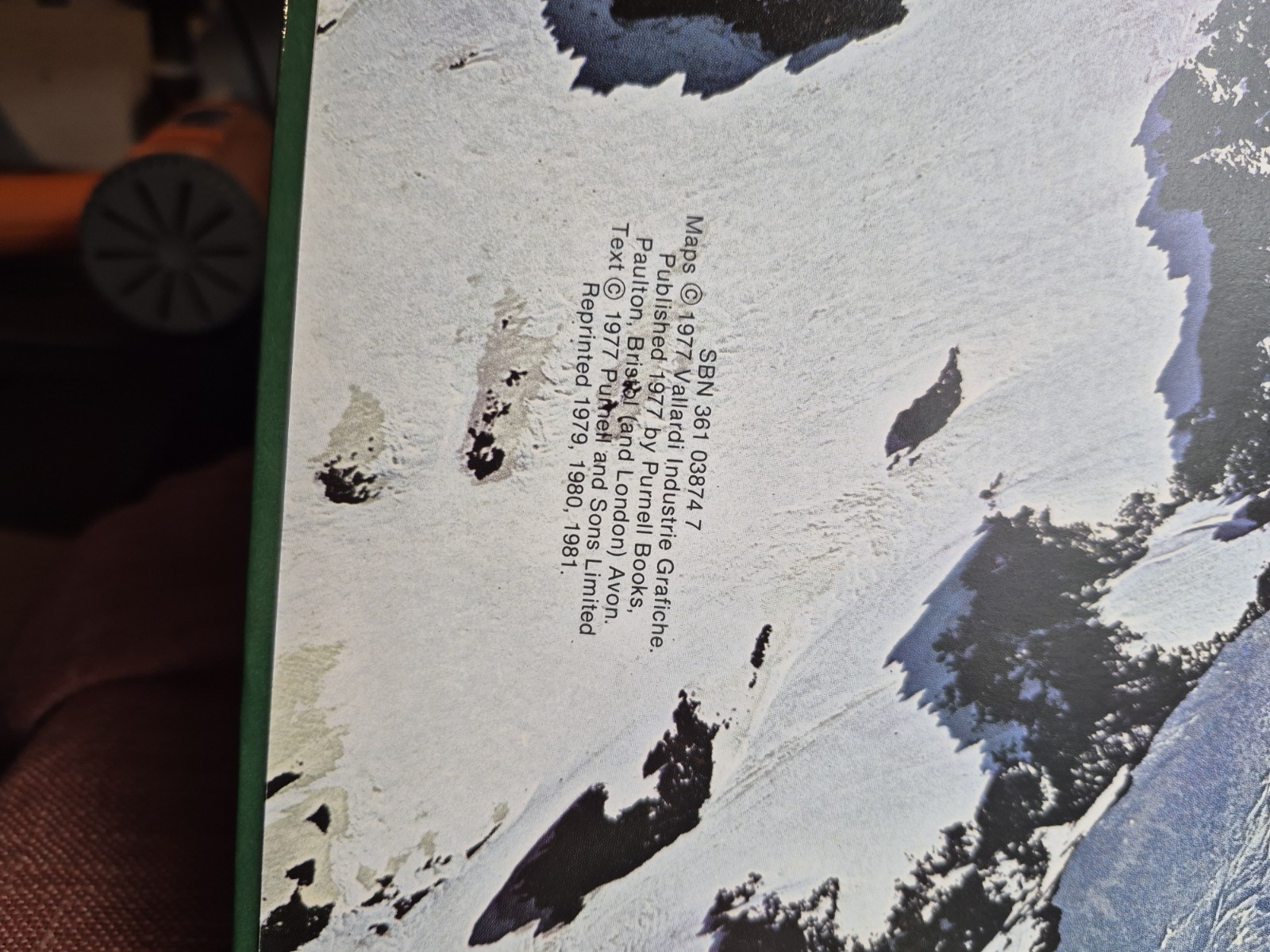 Purnell’s Illustrated Nature Atlas. Edited by Norman Barrett. Vintage book, 1980