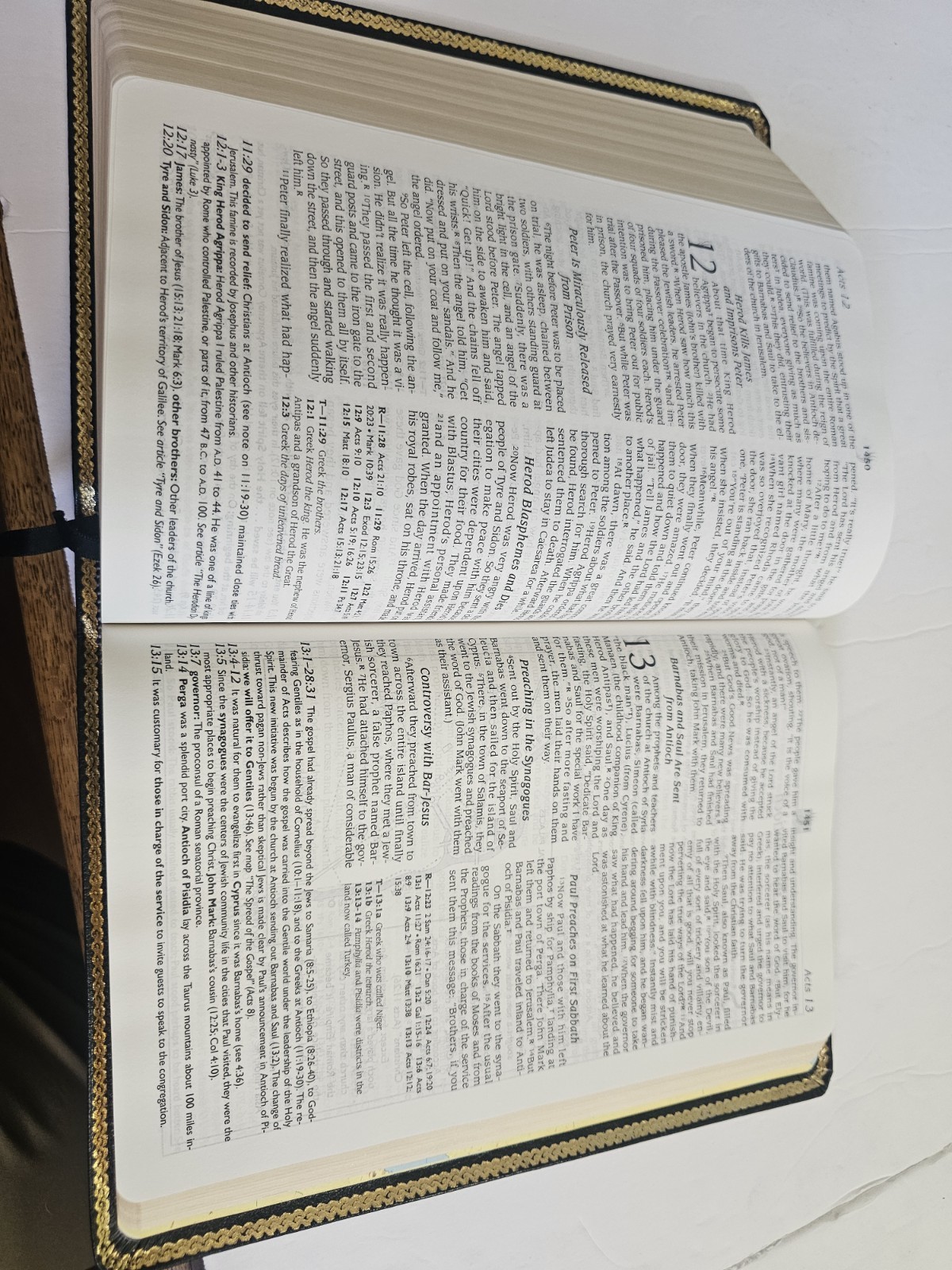 Thomas Nelson The Open Bible Genuine Leather Red Letter Edition Hardcover
