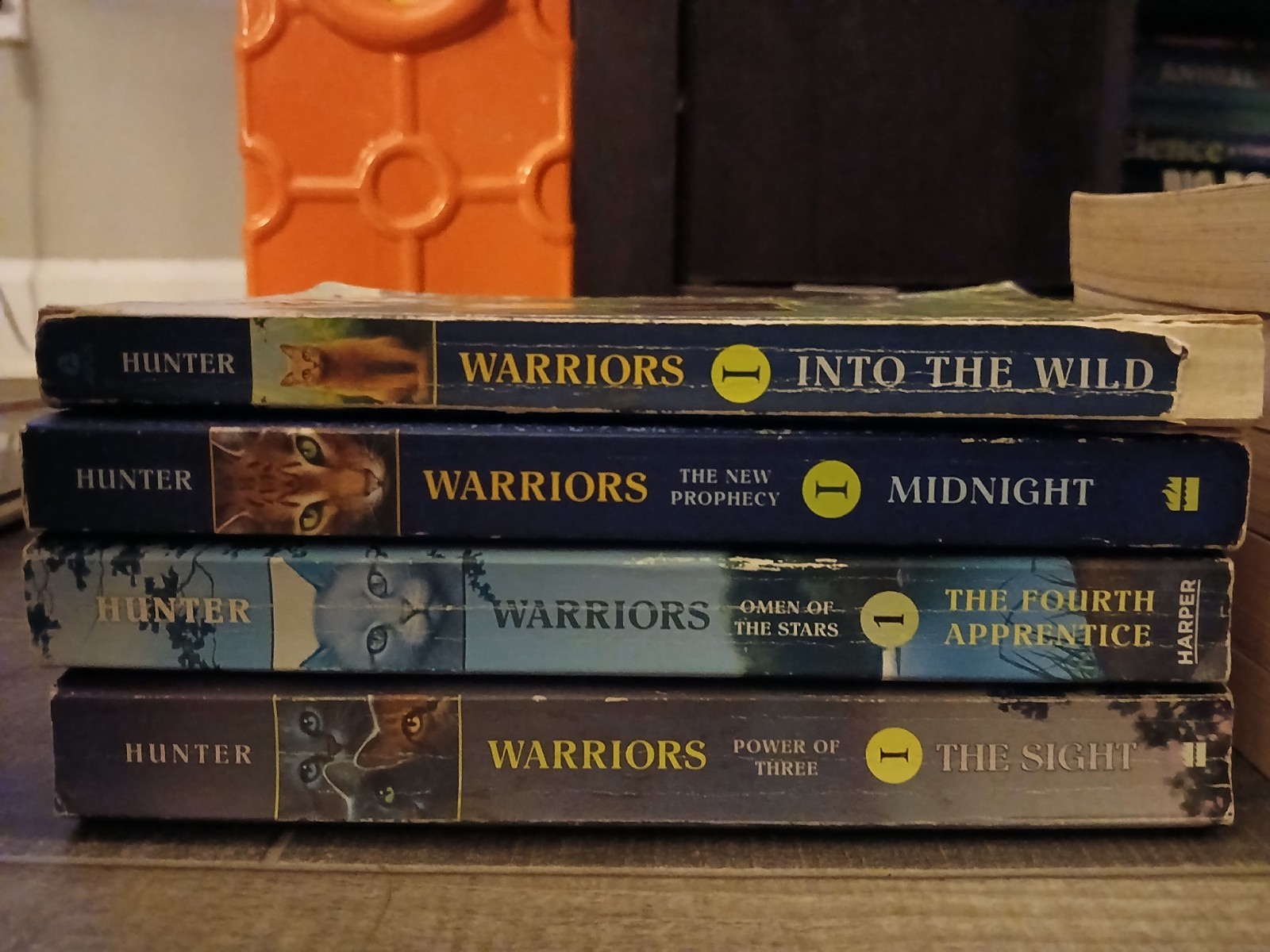13 peace WARRIOS ERIN HUNTER Books ,