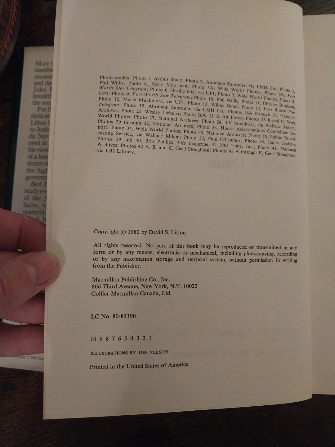 Best Evidence: Disguise and Deception in the Assassination of John F. Kennedy DJ
