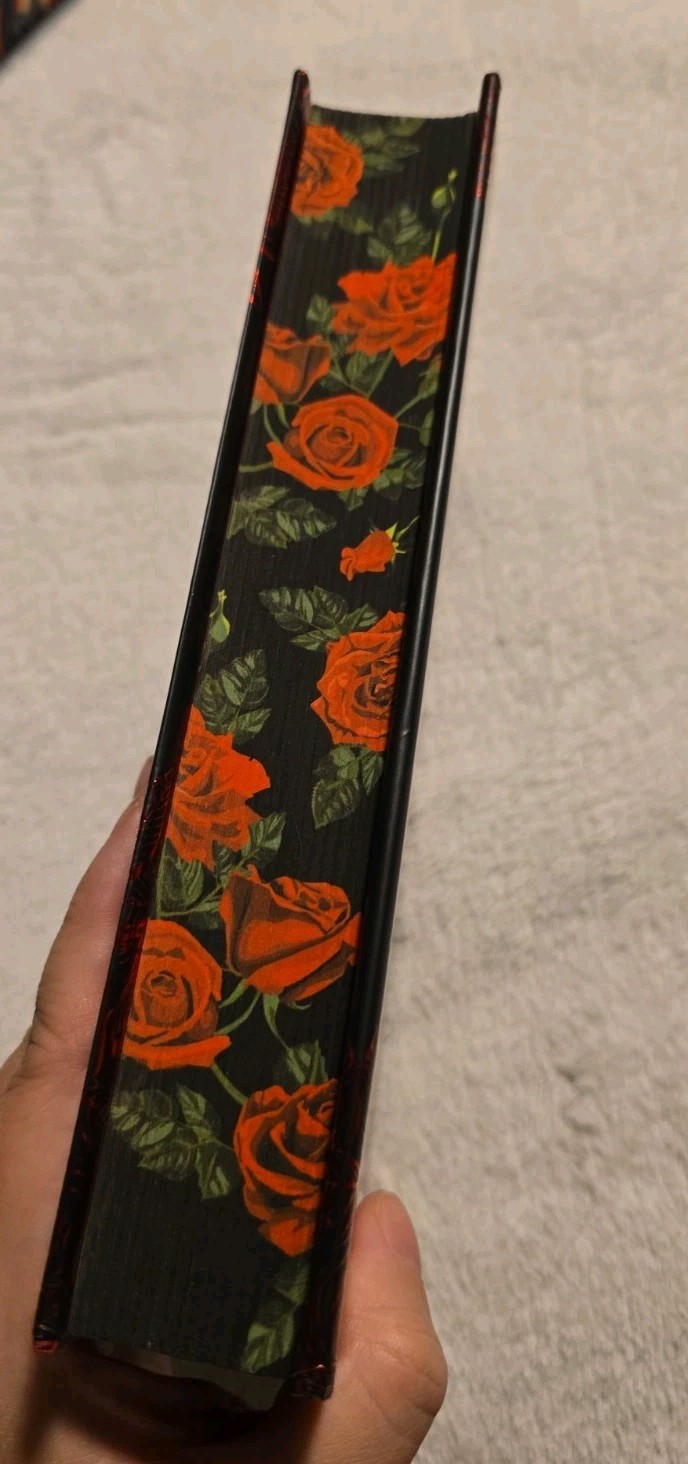 Cruel Illusions by Margie Fuston – Fairyloot Signed Exclusive Edition