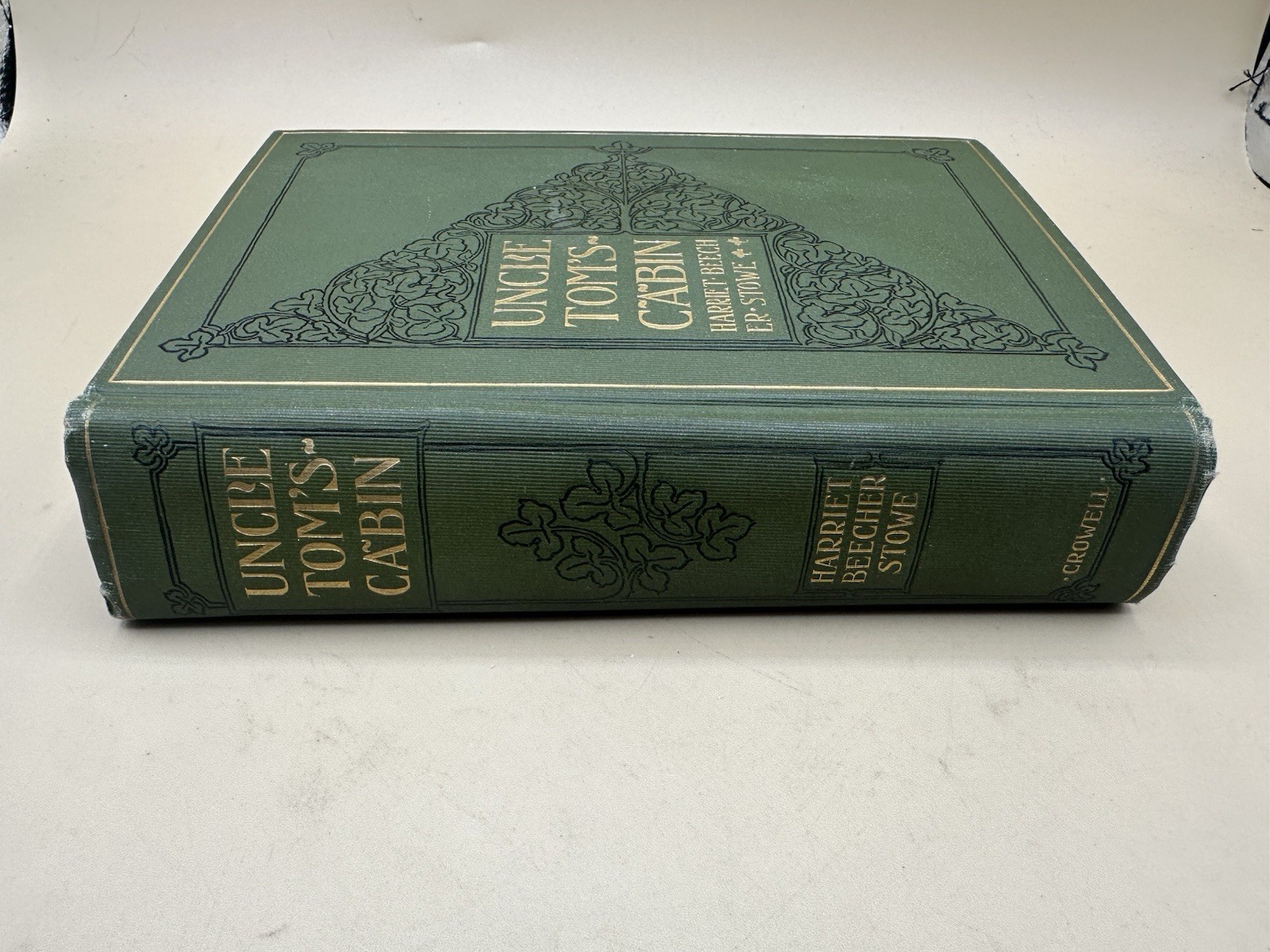 Antique 1897 Uncle Tom’s Cabin Thomas Crowell Gold Gilt Illustrated Toms Book