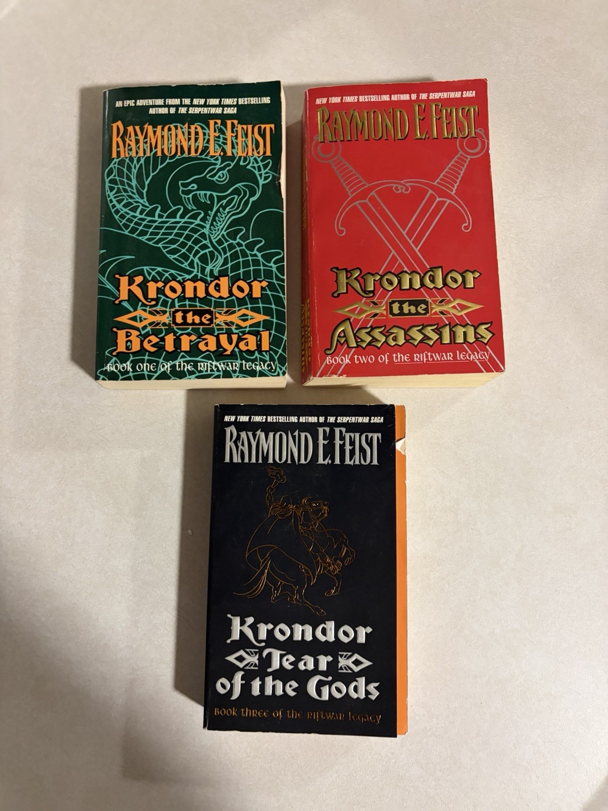 Lot Set Pb Riftwar Legacy of Krondor Trilogy Betrayal Raymond E. Feist Tear Gods