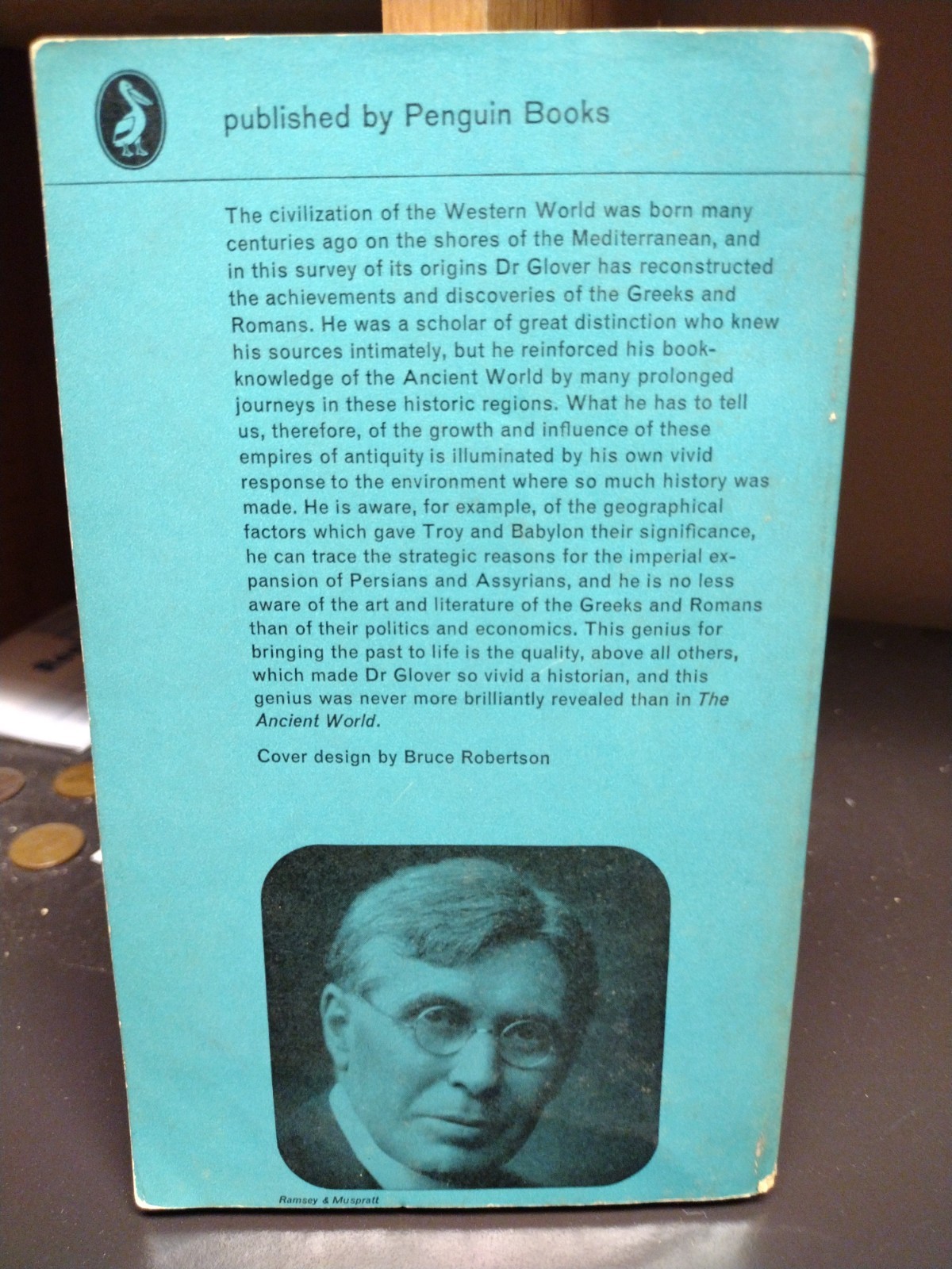 The Ancient World A Pelican Book by T.R. Glover 1964 350 Pages Penguin Books