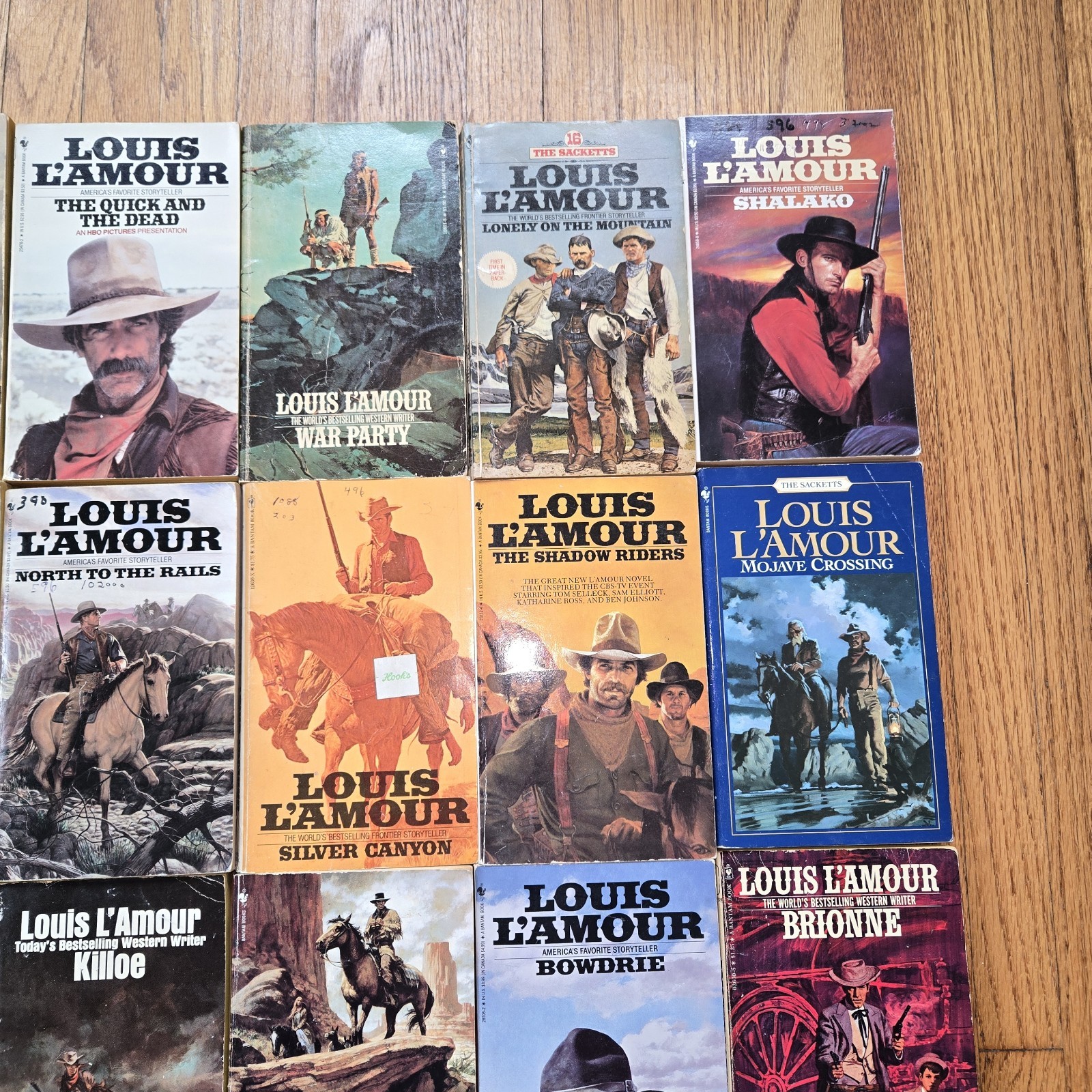 Lot Of 20 Louis L’Amour Western Paperbacks Vintage.
