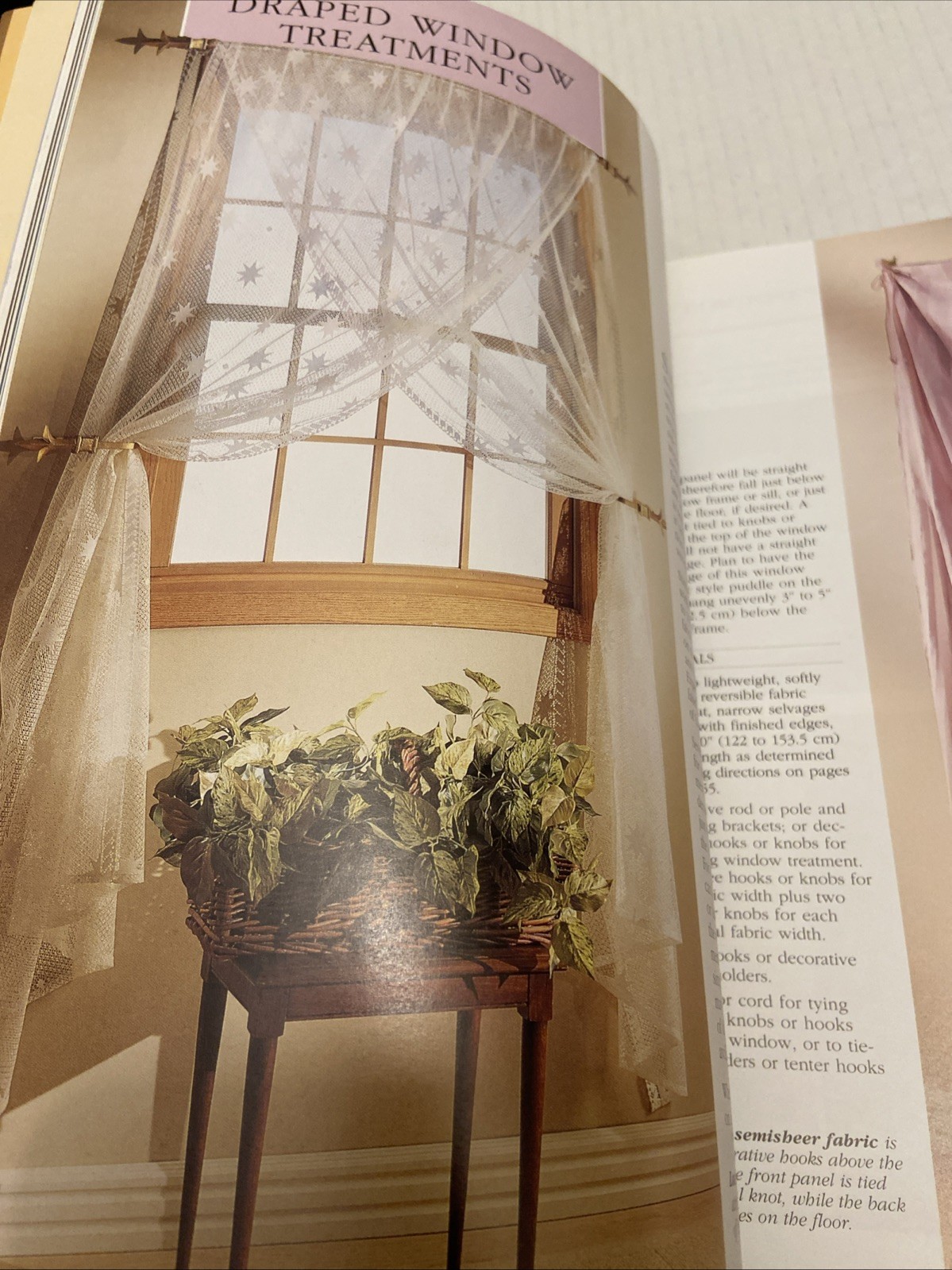 Windows with Style: Do-it-yourself window treatments – Paperback – VERY GOOD