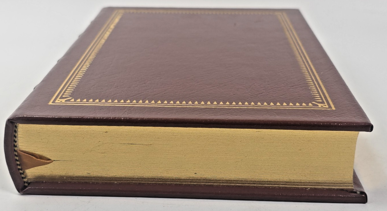 A Farewell to Arms by Ernest Hemmingway ~ Easton Press 2003 ~ 100 Greatest Books
