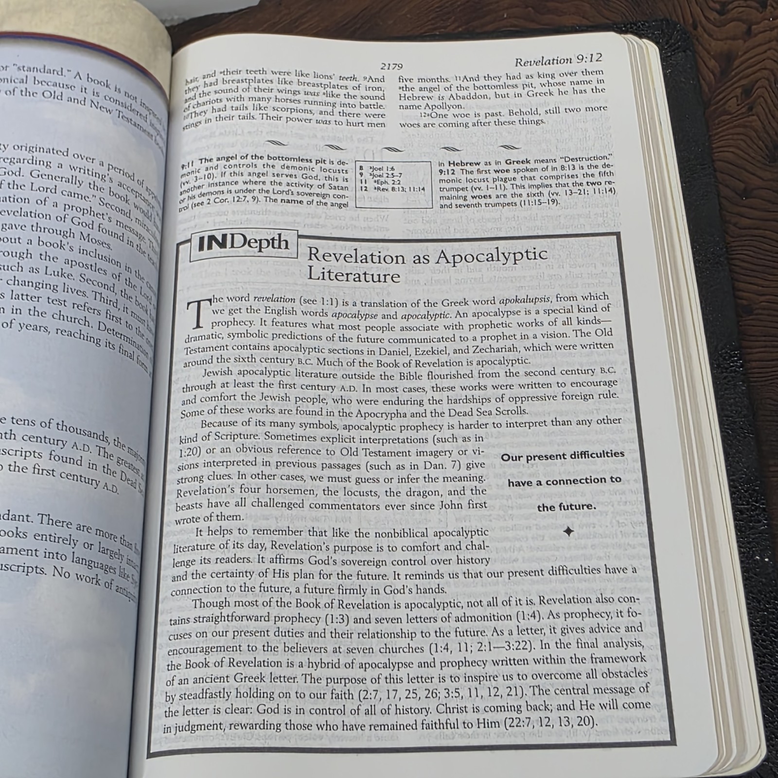 Nelson’s New King James Version 1997 Study Bible Black Bonded Leather #2885N