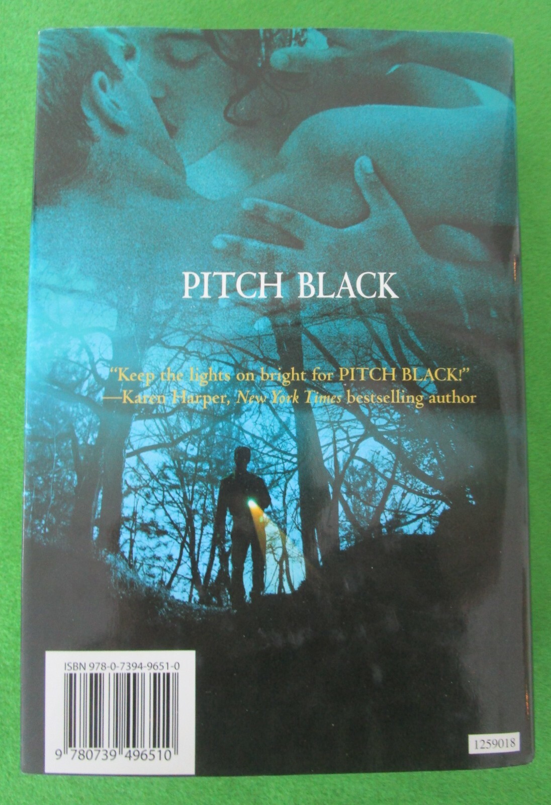 PITCH BLACK BY SUSAN CRANDALL – HCDJ 2008 LARGE PRINT