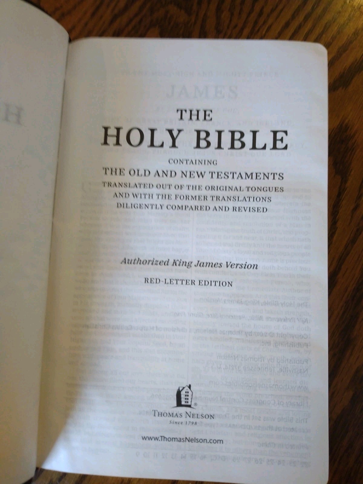 KJV Giant Print Personal Size Ref. Bible – $119.99 Retail -Black Genuine Leather
