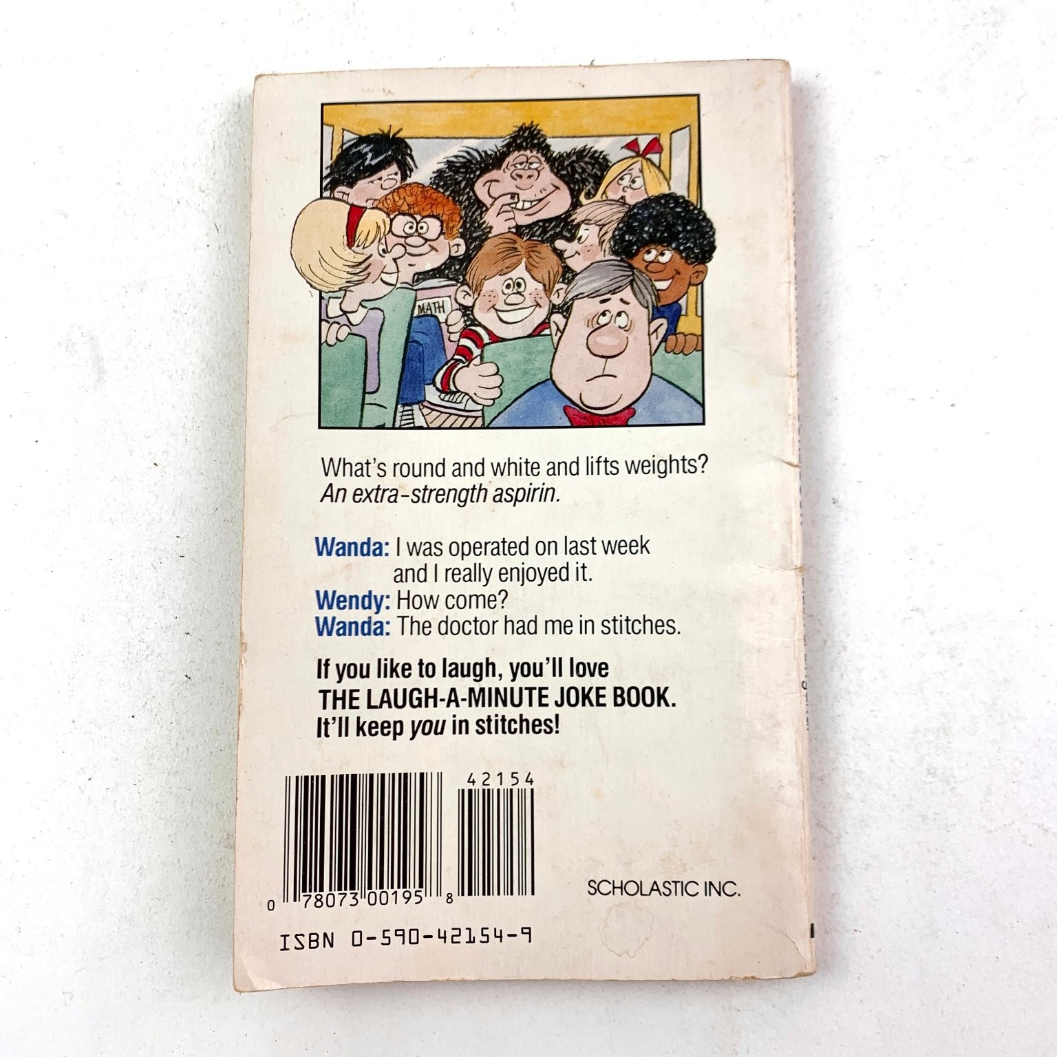 The Laugh-A-Minute Joke Book Sonia Black 1989 1st Printing Kids Humor Scholastic