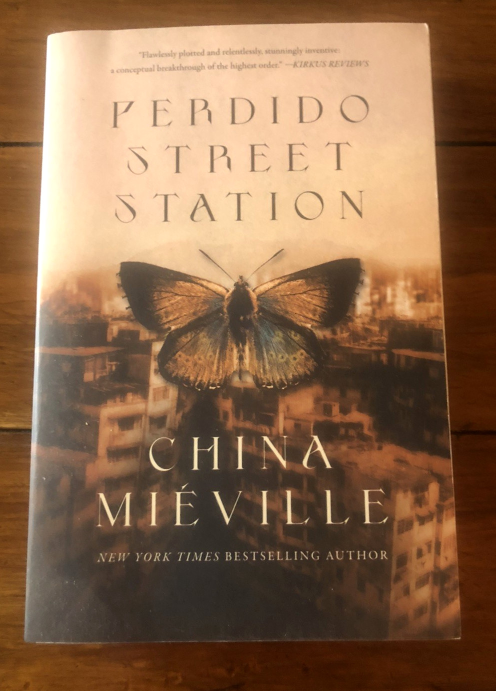 PERDIDO STREET STATION China Miéville,Del Rey 2022, TPB. FINE Science Fiction