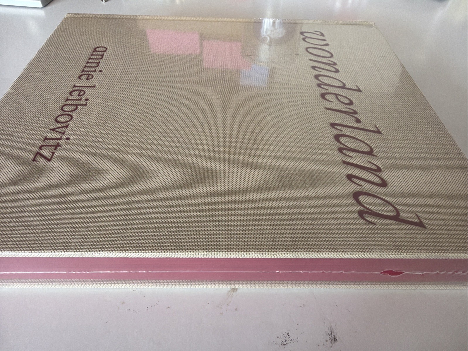 WONDERLAND By Annie Leibovitz Coffee Table Book