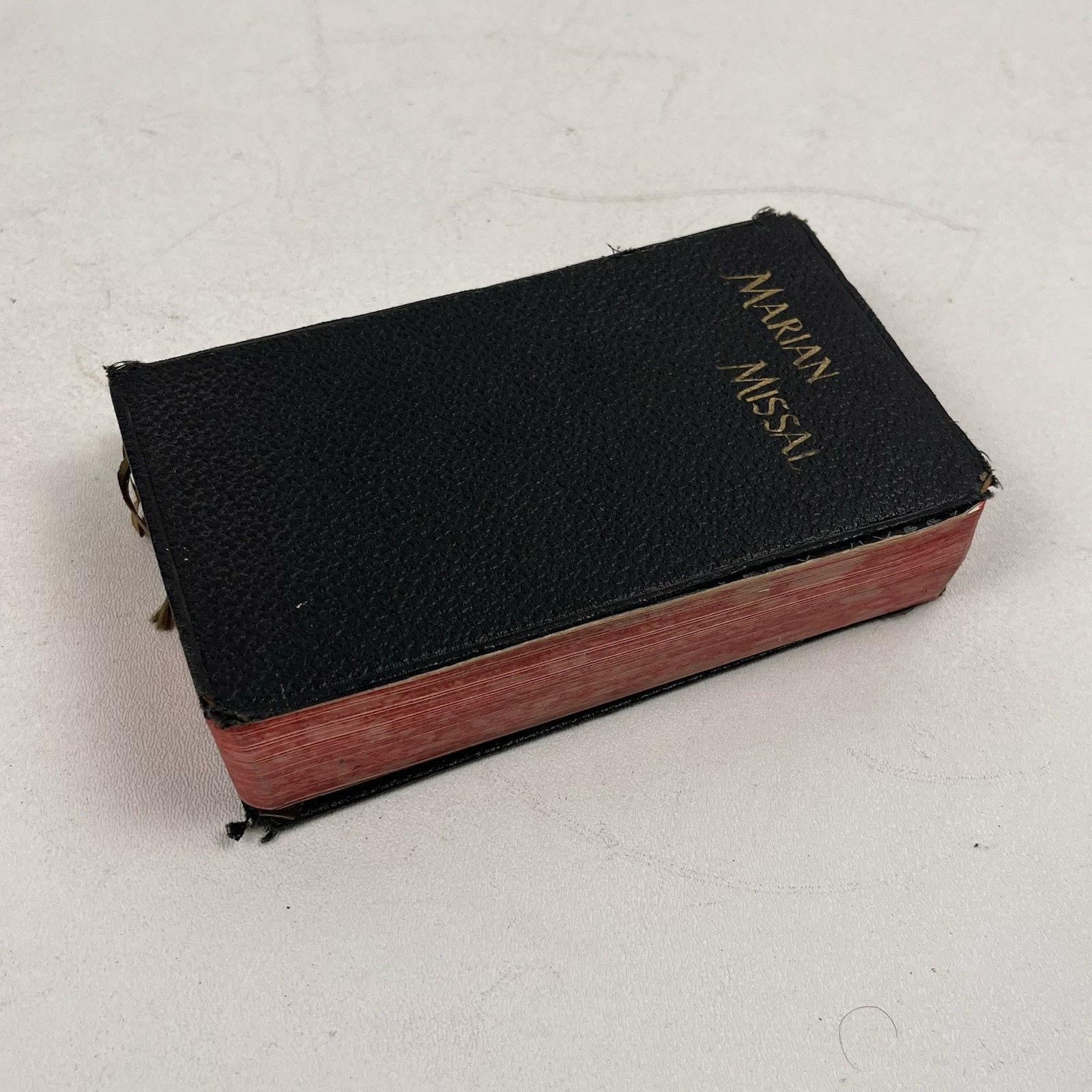 The New Marian Missal for Daily Mass Juergens 1957 Color Illustrations