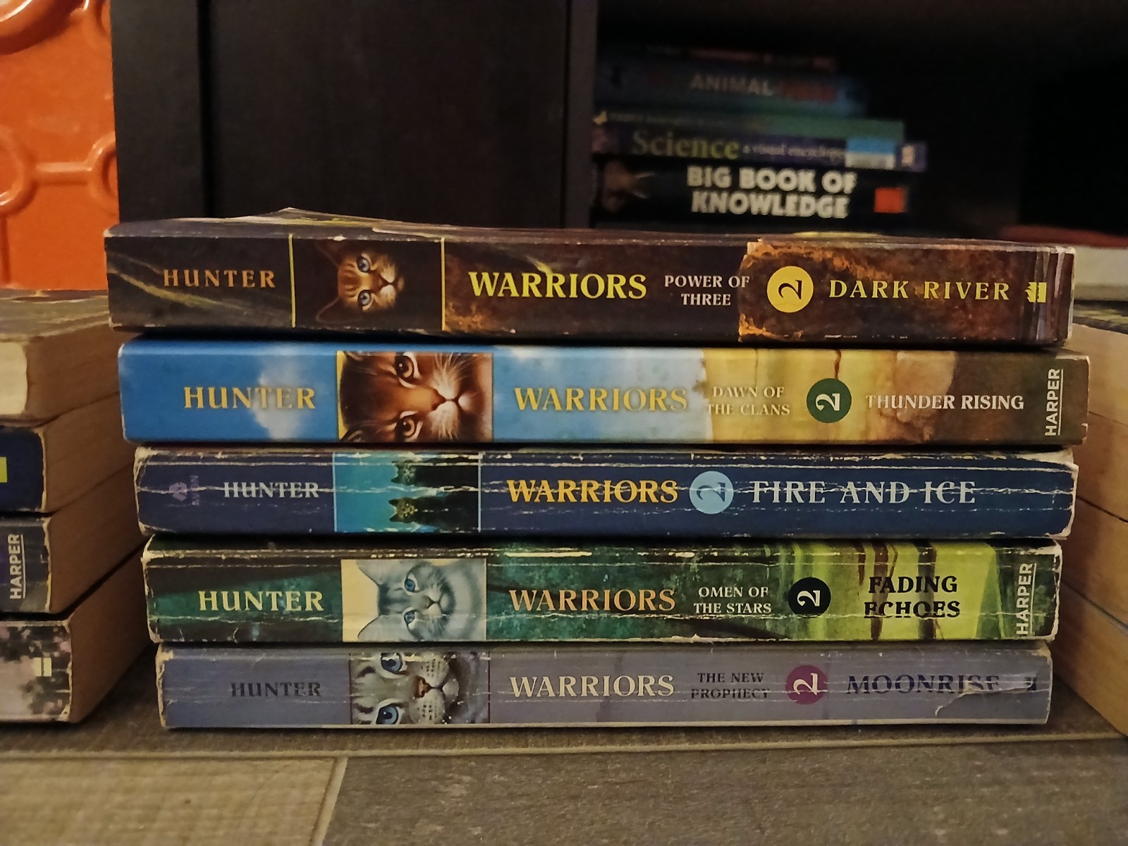 13 peace WARRIOS ERIN HUNTER Books ,