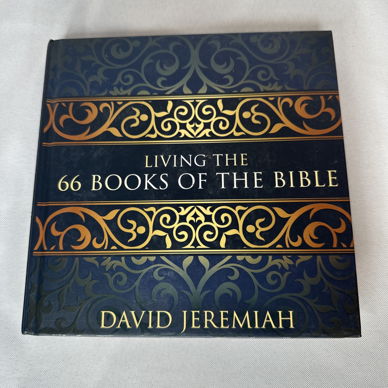 Living The 66 Books Of The Bible By Dr. David Jeremiah Hardcover