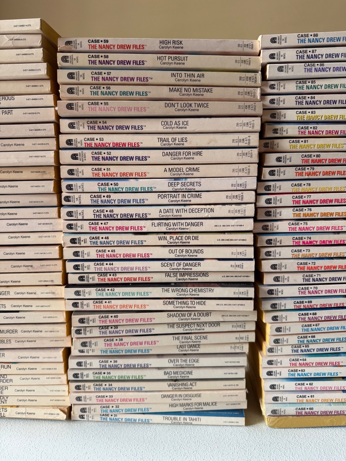 The Nancy Drew Files Books 1-117, 121,122 Vintage Carolyn Keene NEAR COMPLETE