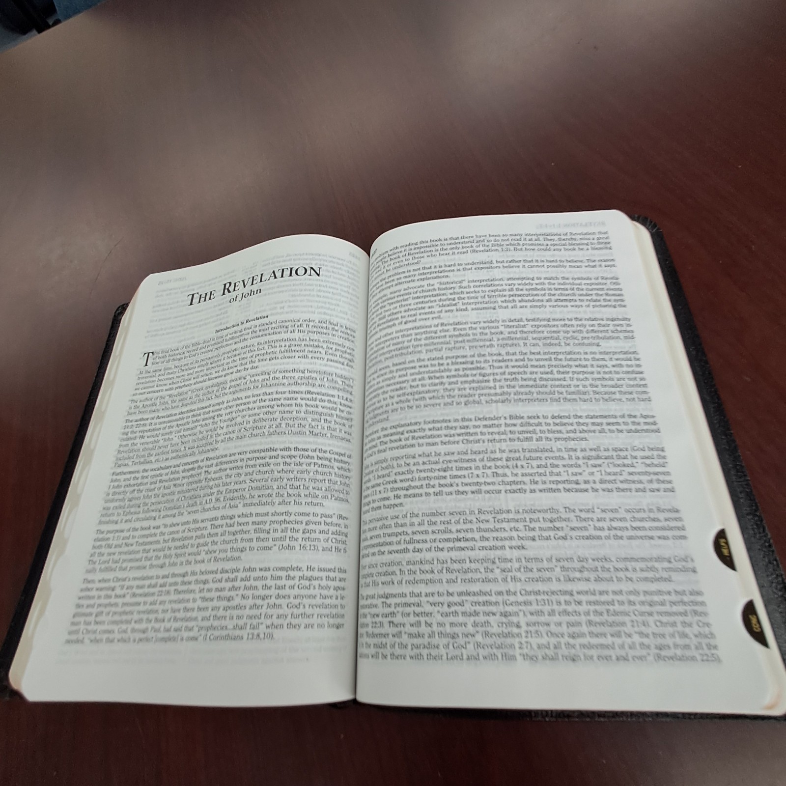 THE DEFENDERS STUDY BIBLE WORLD KJV BONDED LEATHER RED LETTER HENRY MORRIS 1995