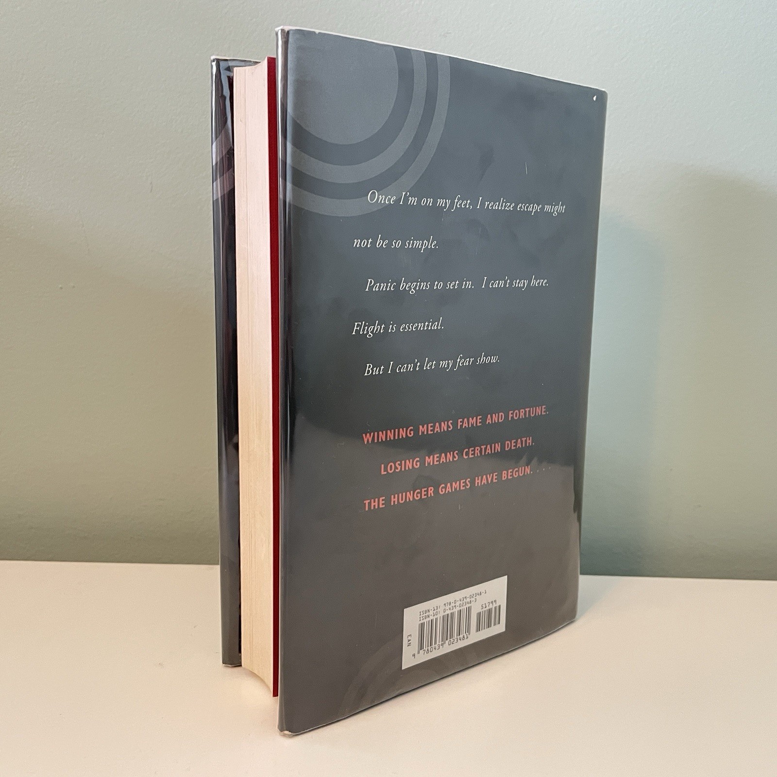 The Hunger Games – Suzanne Collins (Hardcover 1st Printing 10 9 8 7 6 5 4 3 2 1)