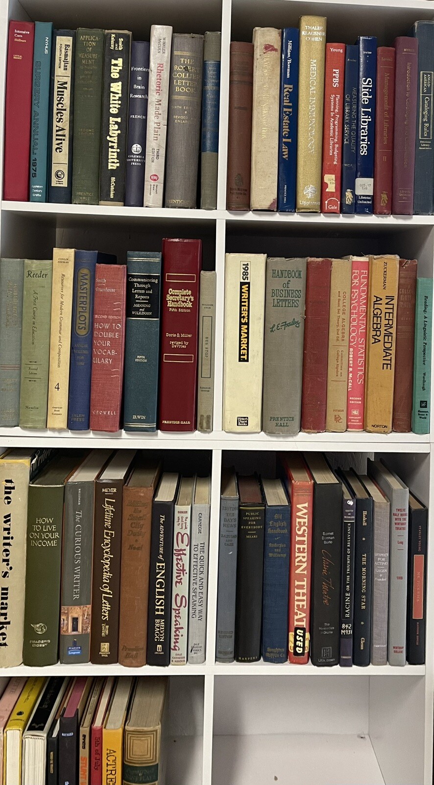 10 Pounds of Hardcover Books FOR Crafting or Decor Bulk Lot Free Shipping
