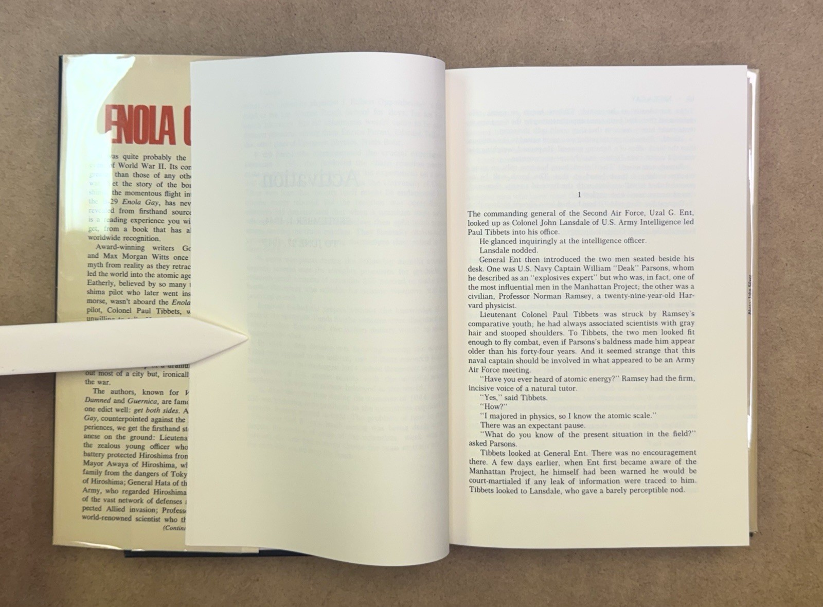 Enola Gay 1st Edition by Thomas & Witts 1977 HCDJVG+Mylar Jacket Cover