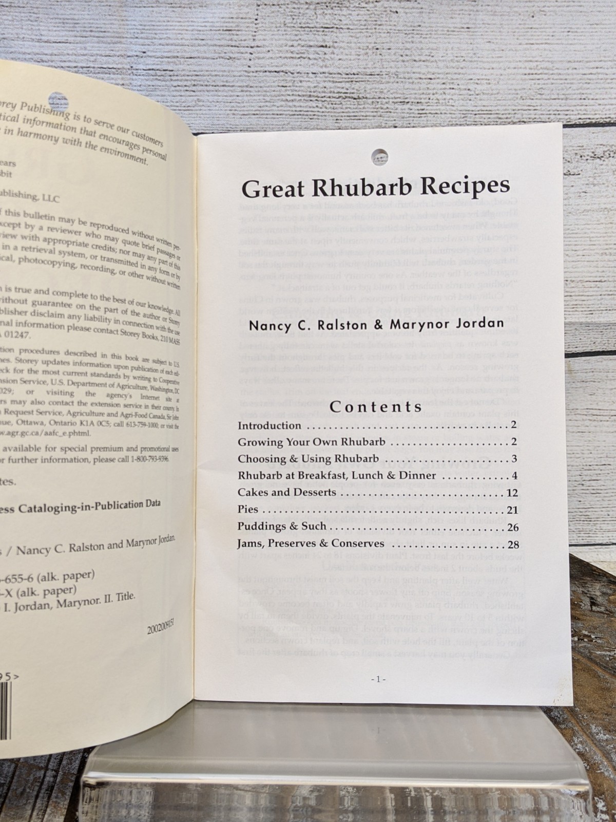 Great Rhubarb Recipes: Storey’s Country Wisdom Bulletin A-123 Booklet