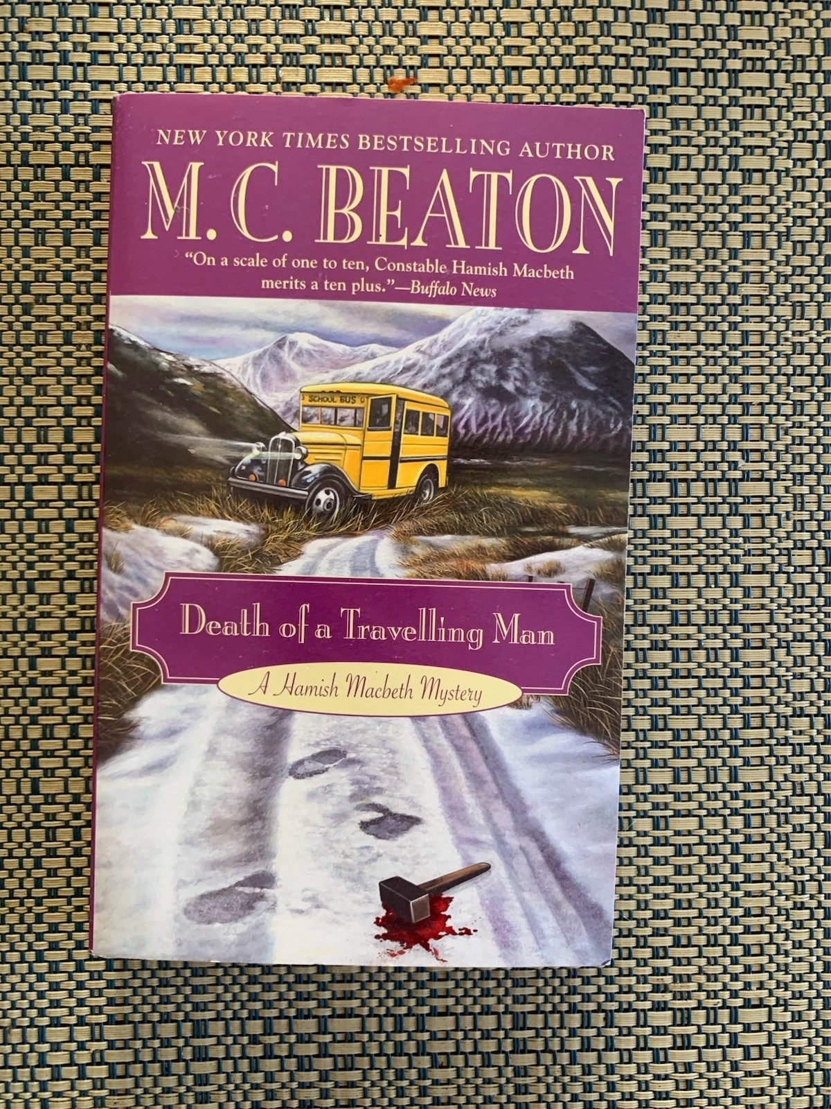 M.C. Beaton – Lot of 8 Books – Agatha Raisin – Hamish MacBeth
