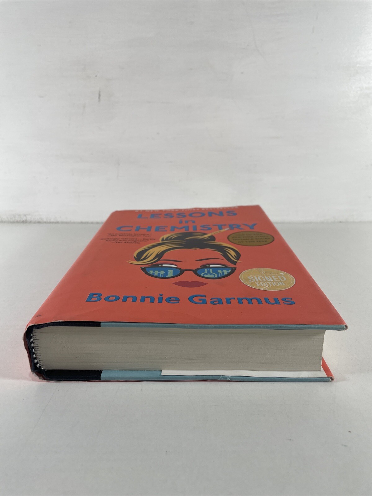Lessons in Chemistry | Bonnie Garmus | 2022 | Hardcover | SIGNED