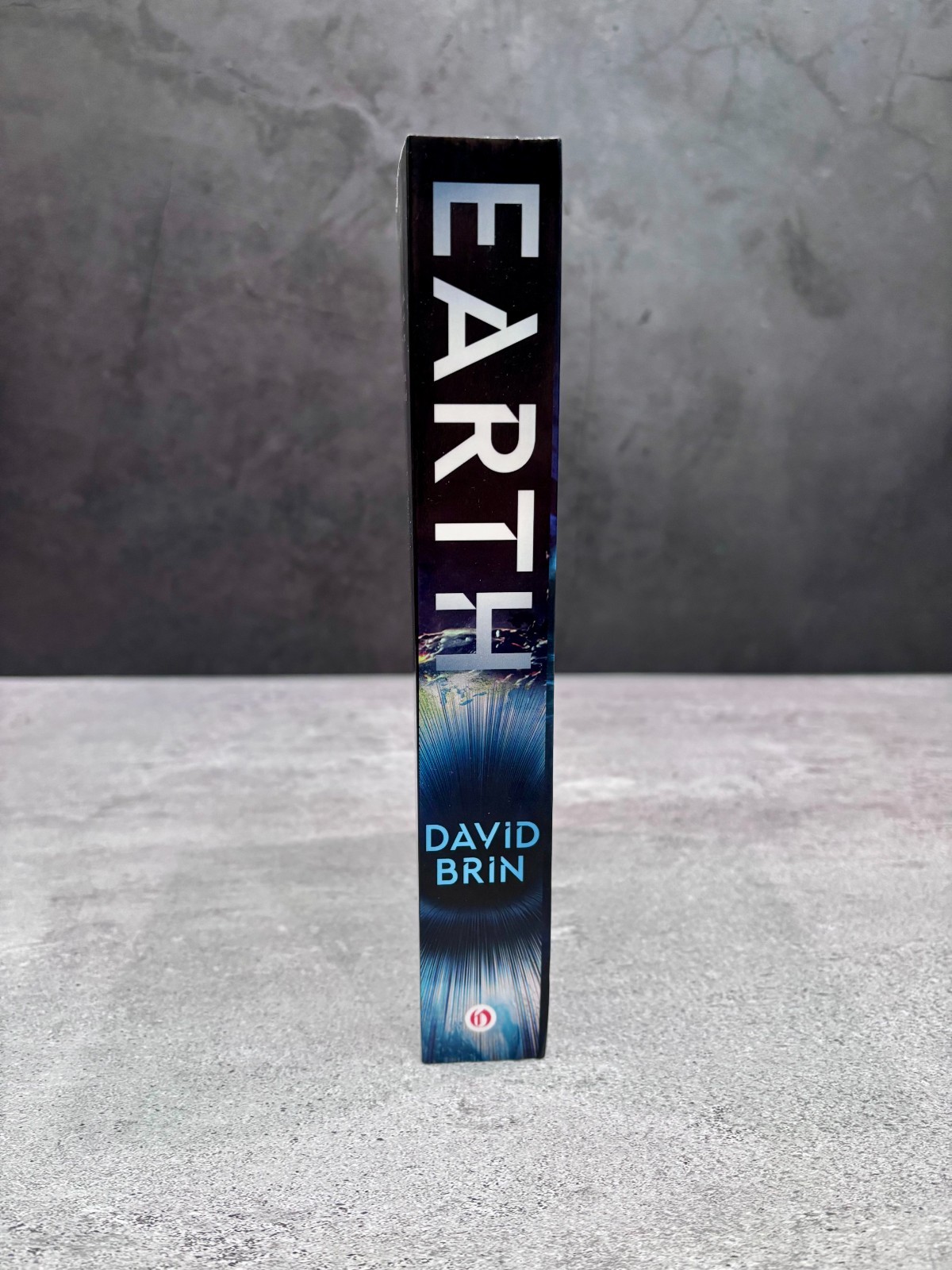 Earth by David Brin – Open Road Media – Large Trade Paperback (9 in) | Brand New