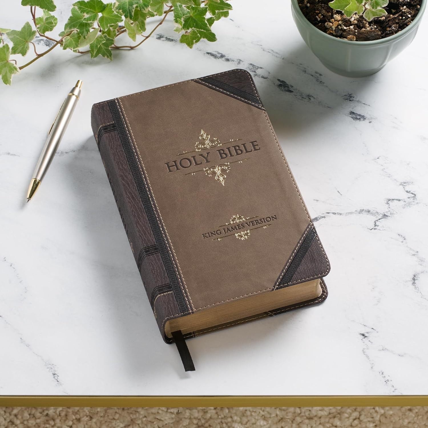 KJV Holy Bible, Giant Print Standard Size Faux Leather Red Letter Edition – Thum