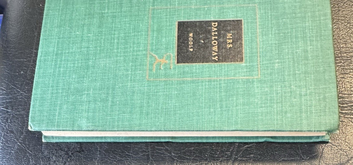 Mrs. Dalloway by Virginia Woolf (1928, Modern Library, Introduction by V. Woolf)