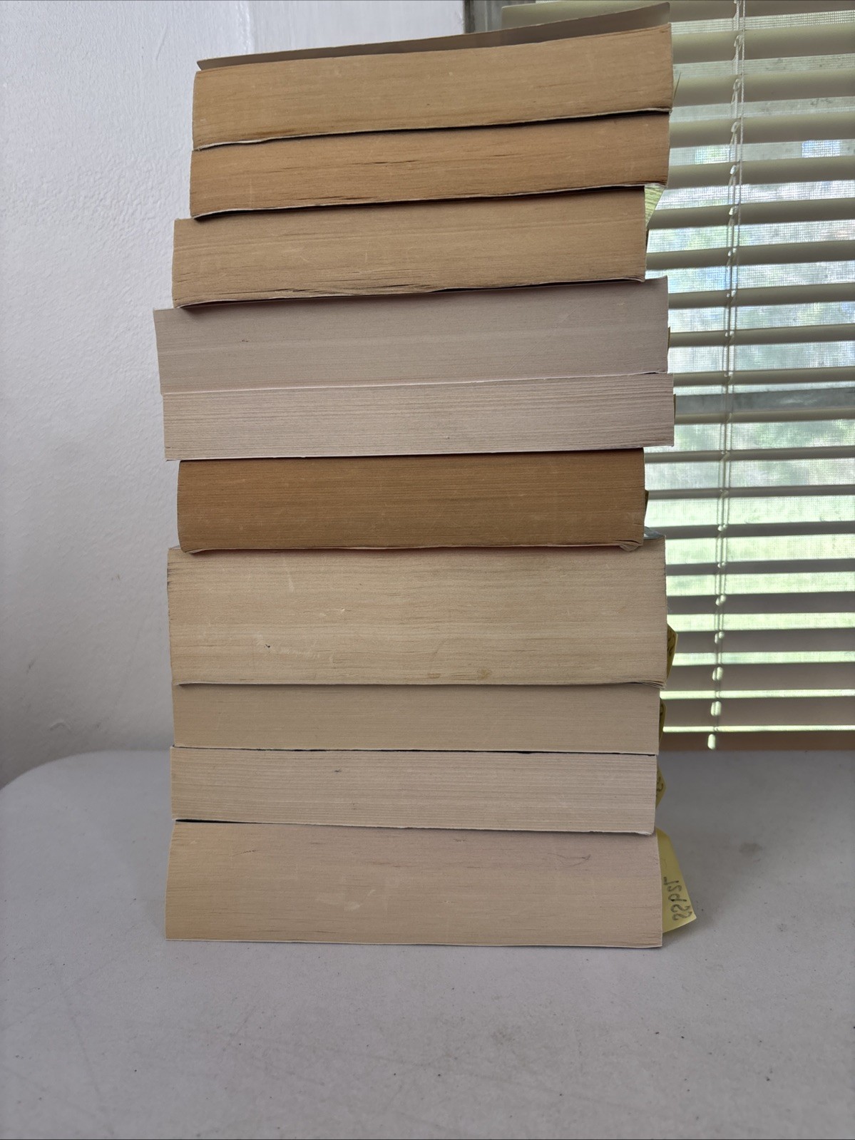 Lot of 10 – Mystery and Thrillers – Mixed Authors – FREE SHIPPING