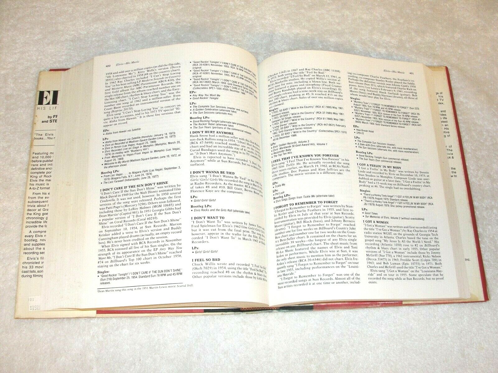 „Elvis His Life Fram A to Z“ Hardcover, 620 pages. By Fred Worth, Steve Tamerius