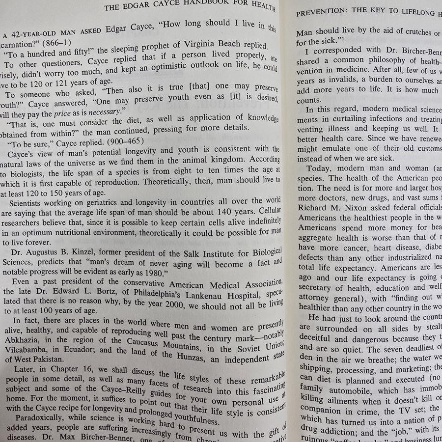Edgar Cayce Handbook For Health Drugless Therapy Reilly Brod Black HC 1975 Vtg
