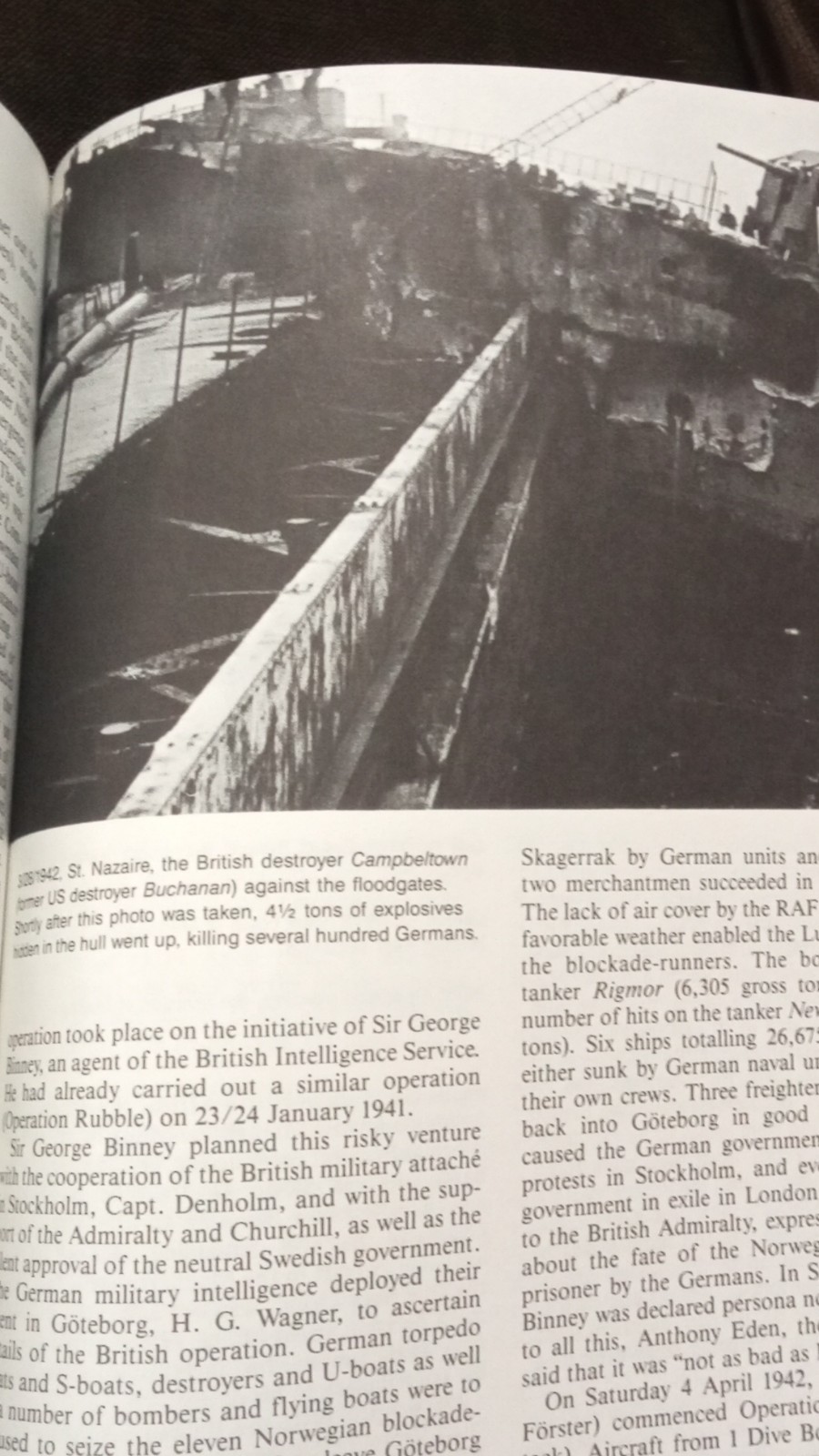 Sea War 1939-1945 Hardcover by Janusz Piekalkiewicz Blandford Press WWII