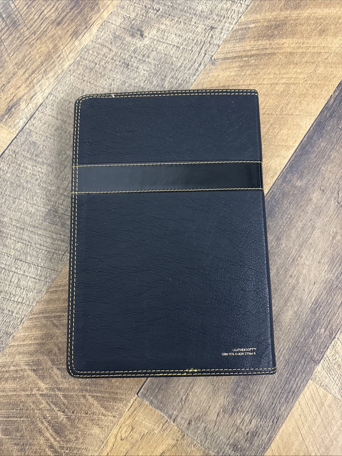 NVI, Santa Biblia, Revisión 2022, Ultrafina, Letra Gigante, Leathersoft, Negro,