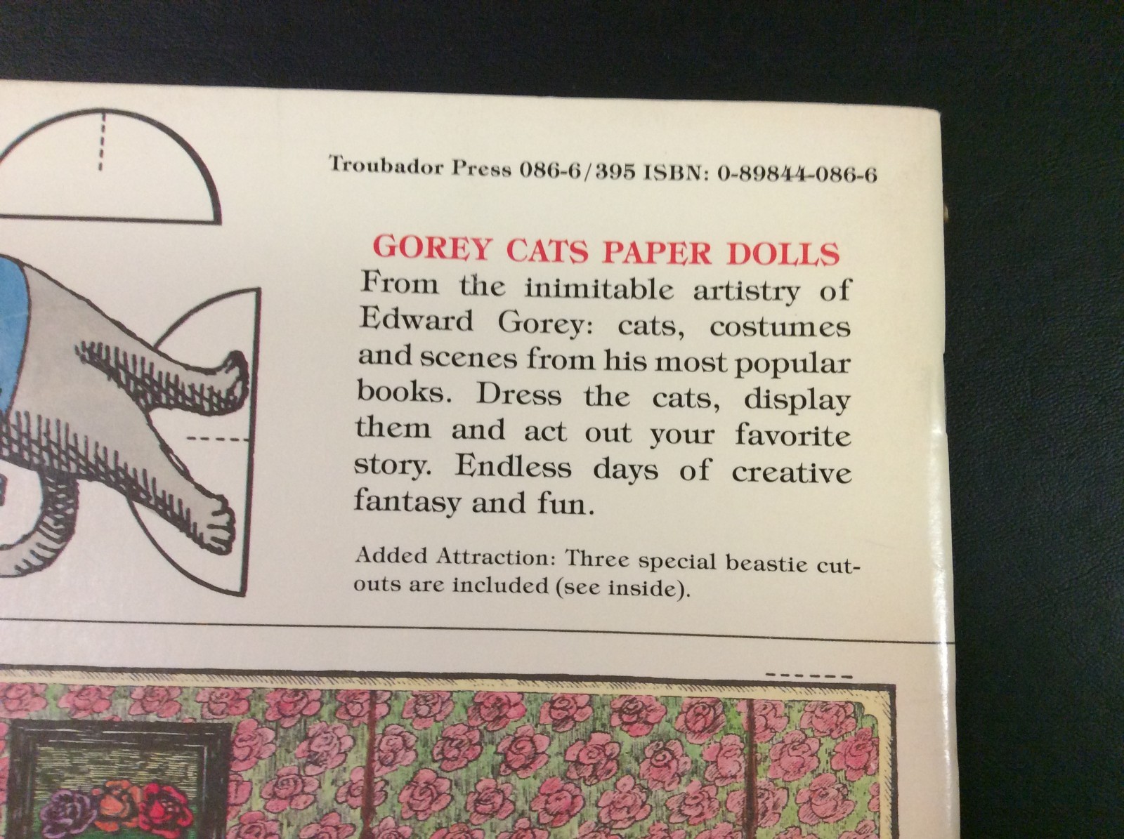 Paper Dolls Gorey Cats by Edward Gorey Paperback 1982 40 pages (Brand New)