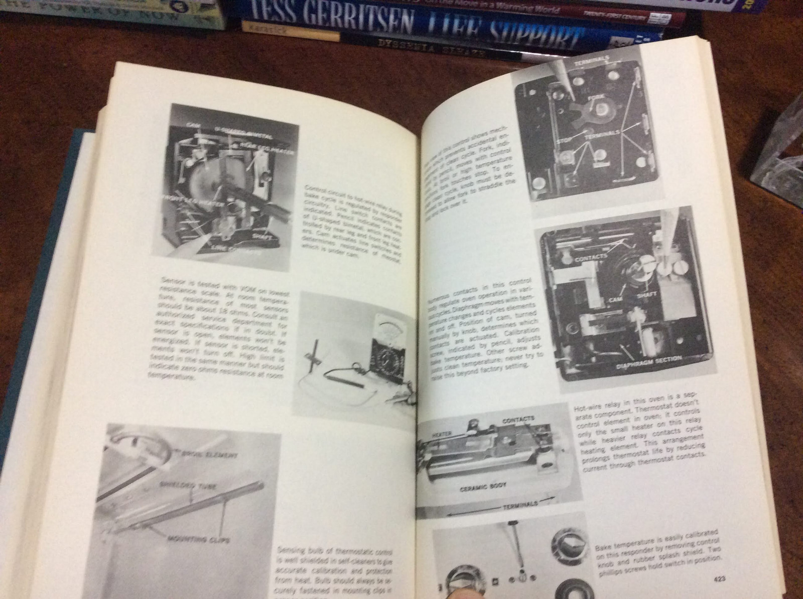 Complete Guide To Home Appliance Repair Evan Powell Times Mirror 1977 HC/DJ
