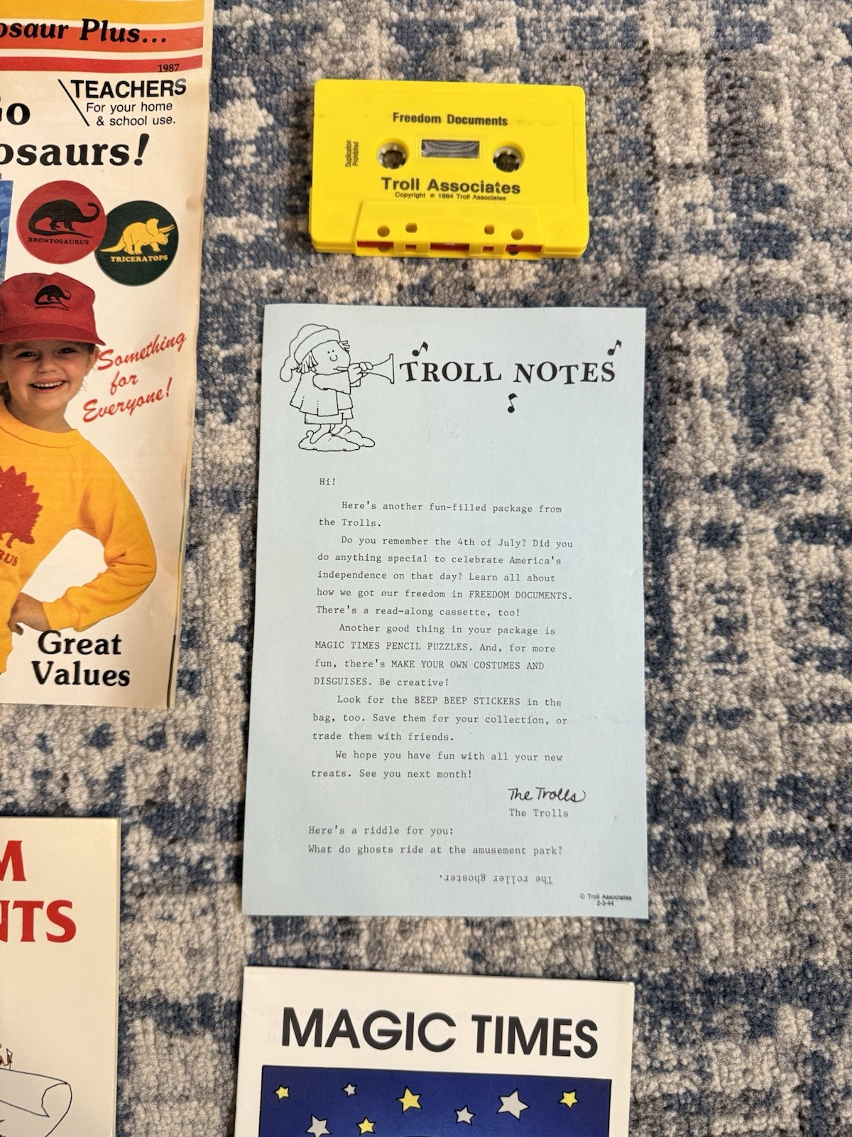 Vintage Scholastic 1980’s TROLL BOOK CLUB Teacher FLYER BOOKLET BAG SET w/ Tape