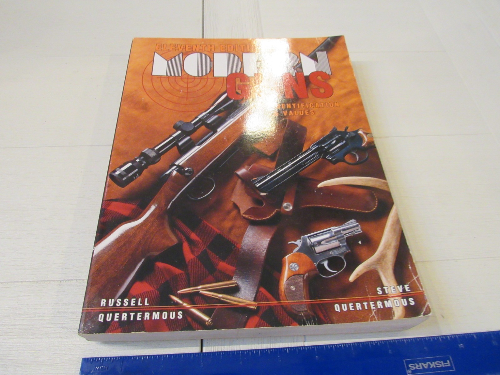 Modern Guns. Identification & Values. 11th Edition. 1989. 504 pages. Illustrated