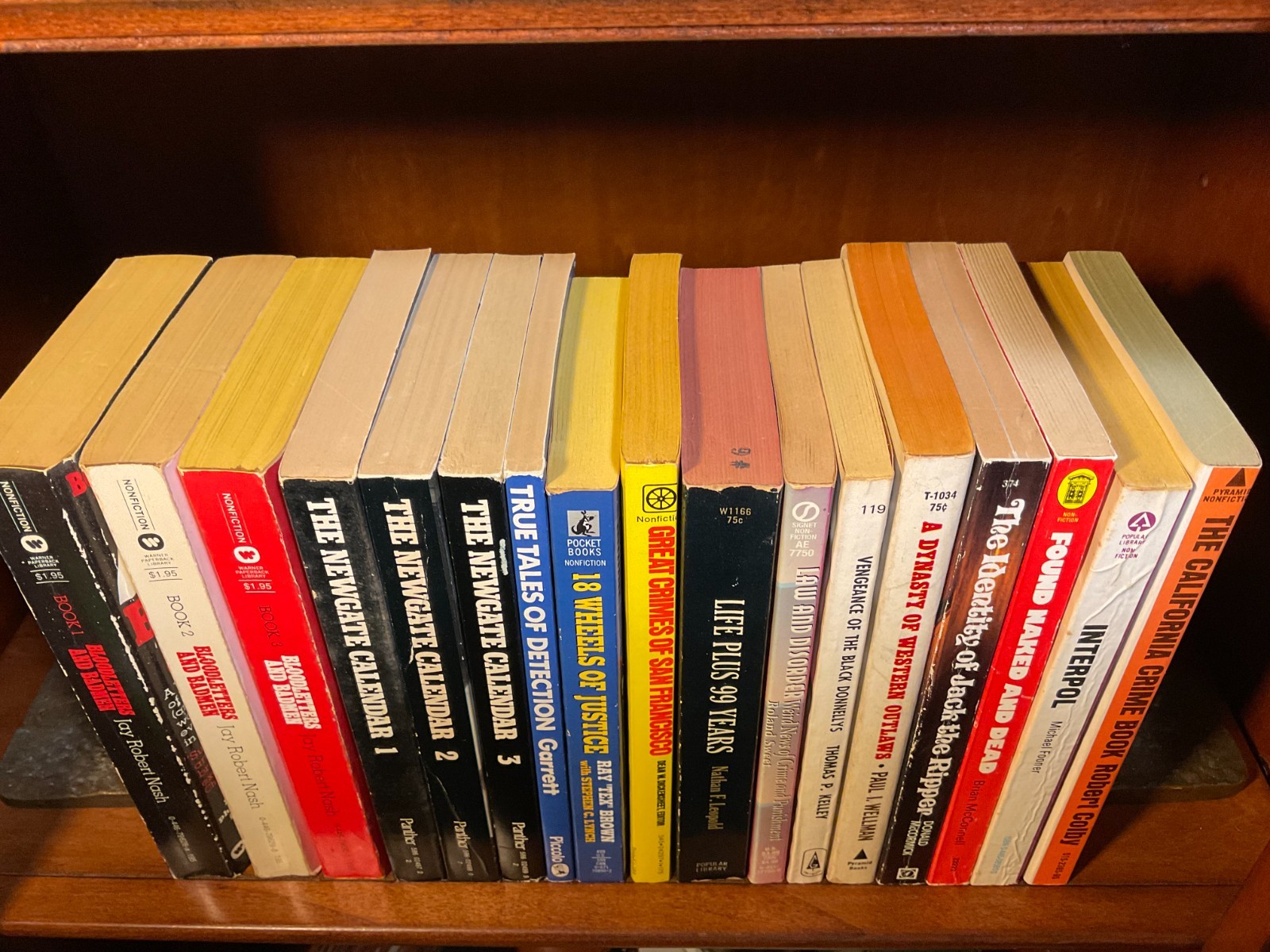 Vintage-CRIME-CRIMINALS-MOB-MANSON-PB & HC-Non-Fiction-You Choose