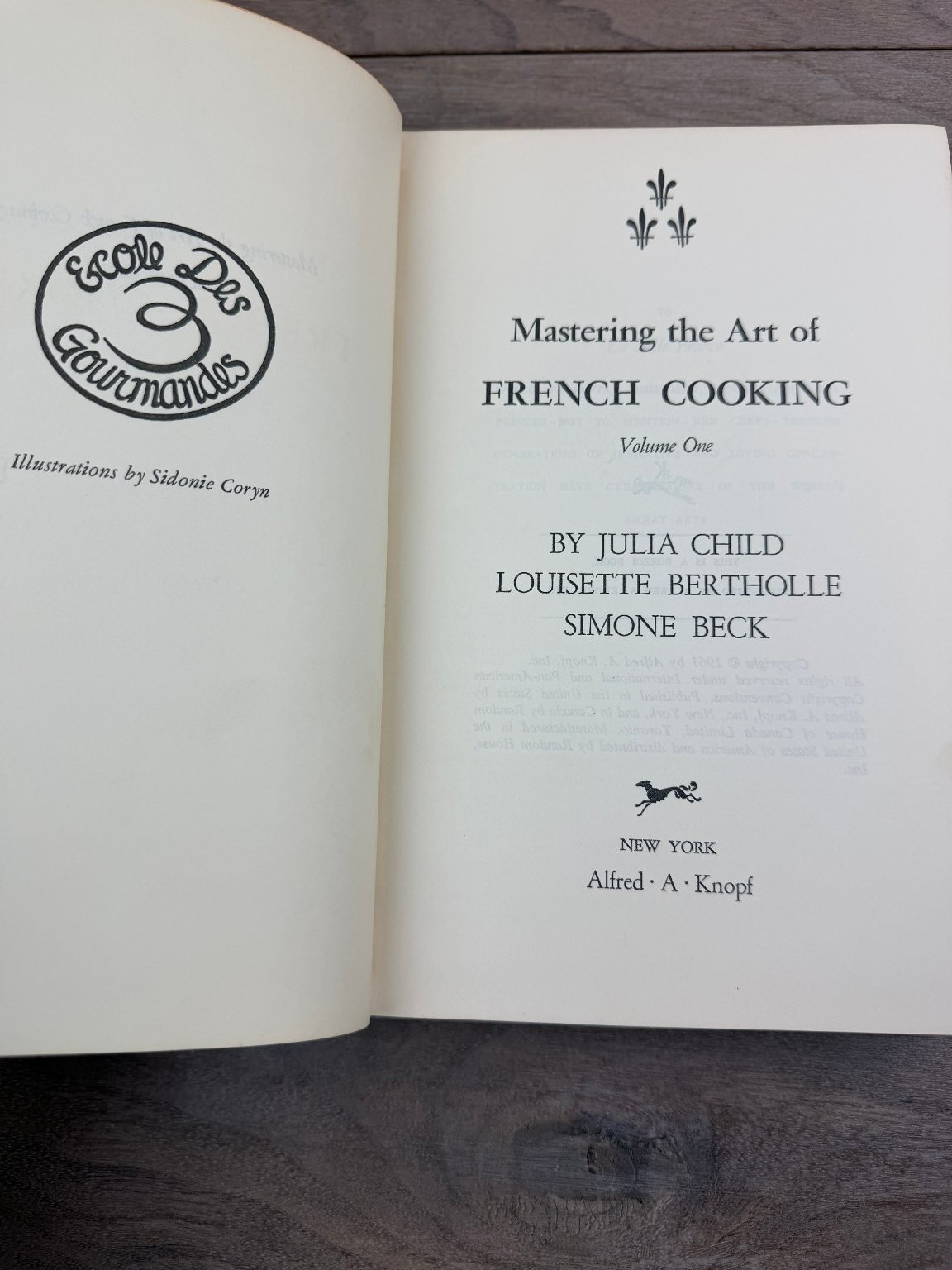 Mastering the Art of French Cooking Julia Child 1961 Cookbook Alfred A. Knopf