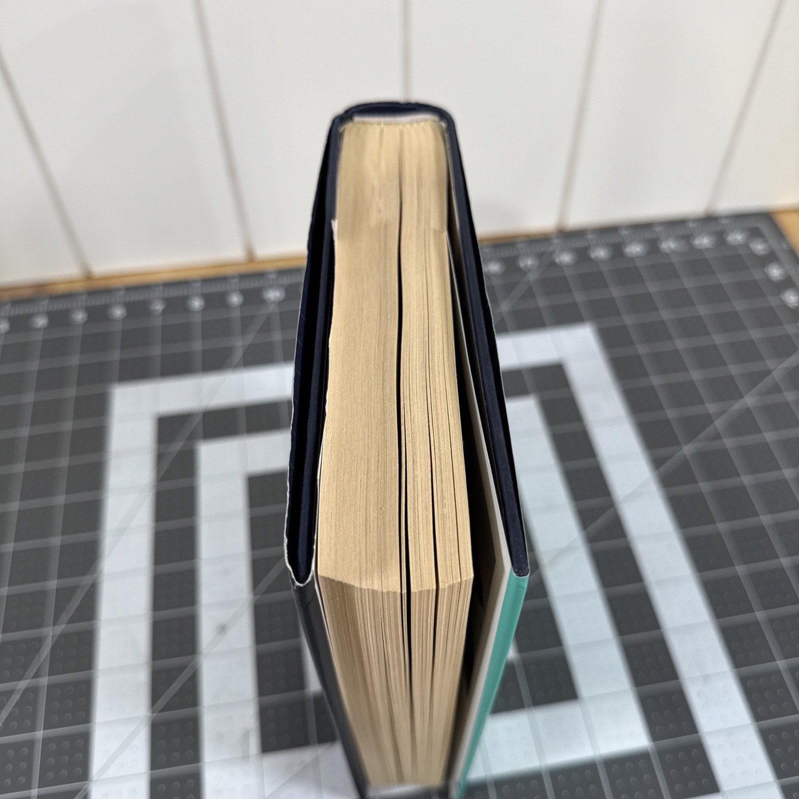 ARMADA by ERNEST CLINE, 1st Edition 1st Printing- HARDCOVER – Used good condit