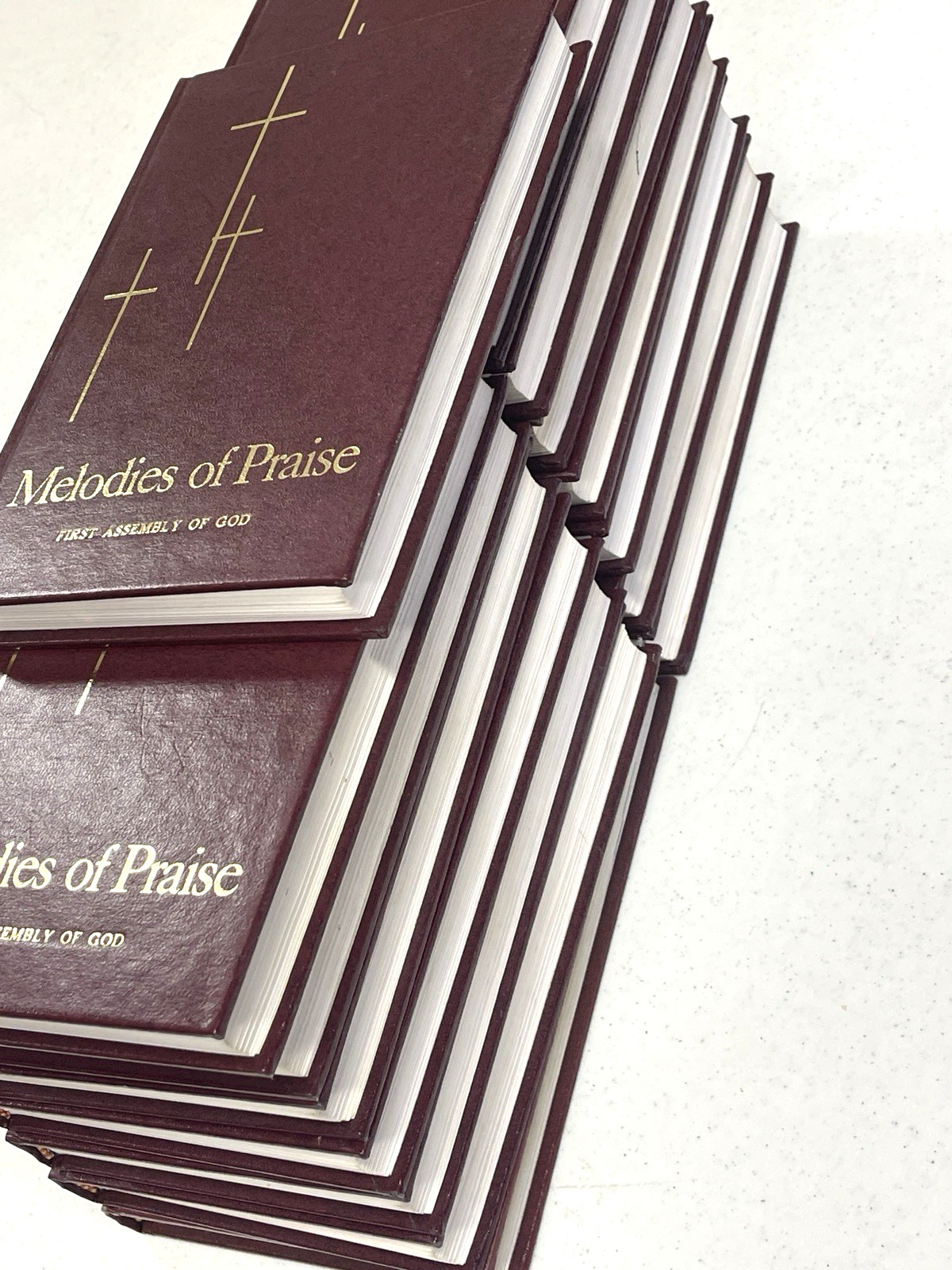 Lot of 15 Melodies of Praise Hymnals 1985 Gospel Publishing House Maroon Church