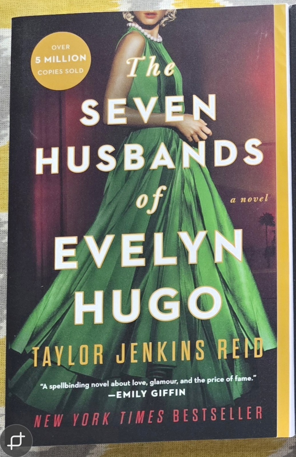 SIGNED The Seven Husbands of Evelyn Hugo Paperback Book By Taylor Jenkins Reid