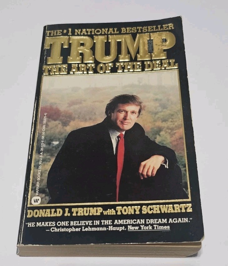 The Art of the Deal Donald Trump 1st Warner Books Edition Paperback 1989 80s VTG