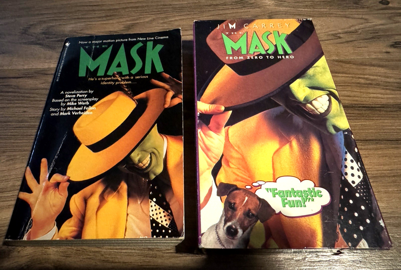 The Mask Paperback Book Novelization + (VHS , 1994) Jim Carrey 90s Movies