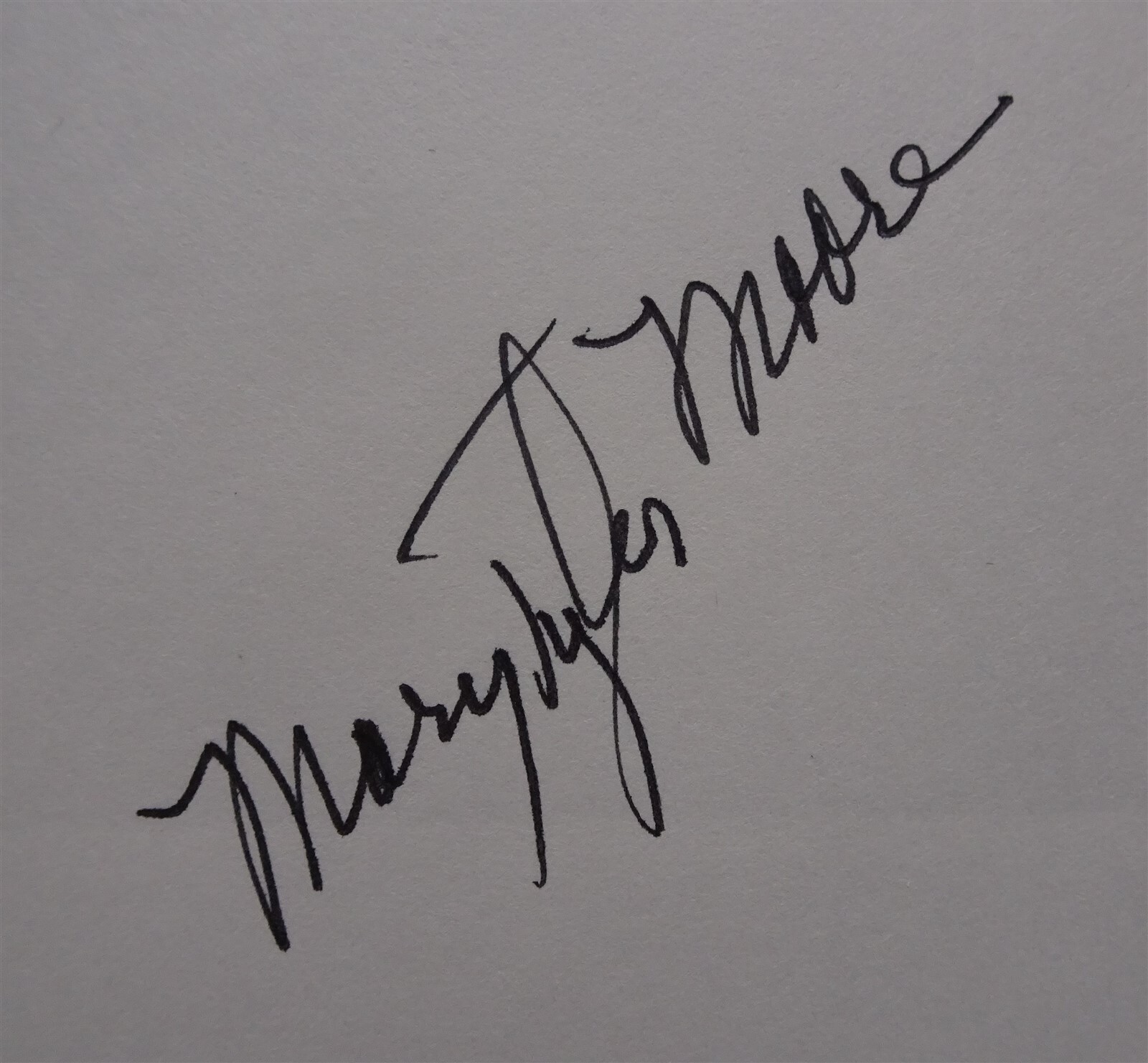 Growing Up Again, Mary Tyler Moore, First Edition, Dust Jacket, SIGNED, 2009